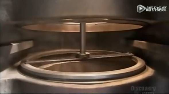 比人還大的大型閥門是怎么制造出來的？-