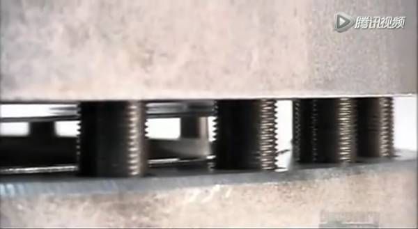 比人還大的大型閥門是怎么制造出來的？-