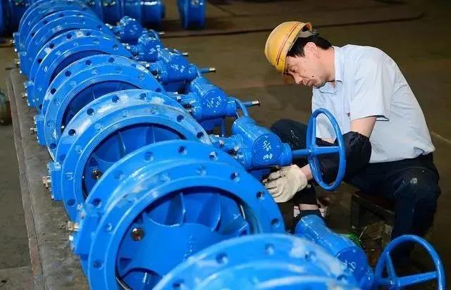 閥門不是隨便買越便宜越好，符合現(xiàn)場管路要求最重要-