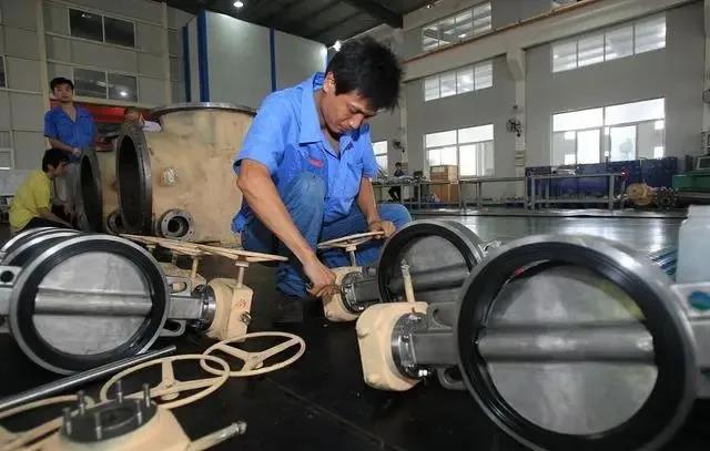 閥門不是隨便買越便宜越好，符合現(xiàn)場管路要求最重要-