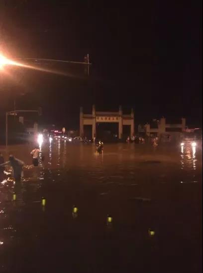 該拿城市內(nèi)澇這只“洪水猛獸”怎么辦？-